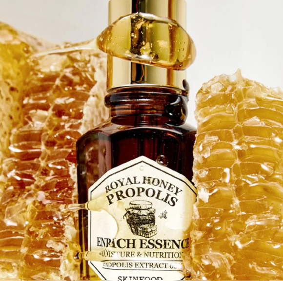 Propolis Nera Essenza Idratante SKINFOOD –50ml